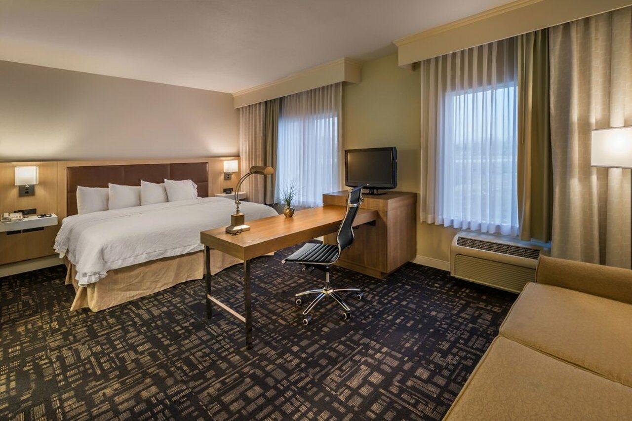 Hampton Inn & Suites Reno Esterno foto
