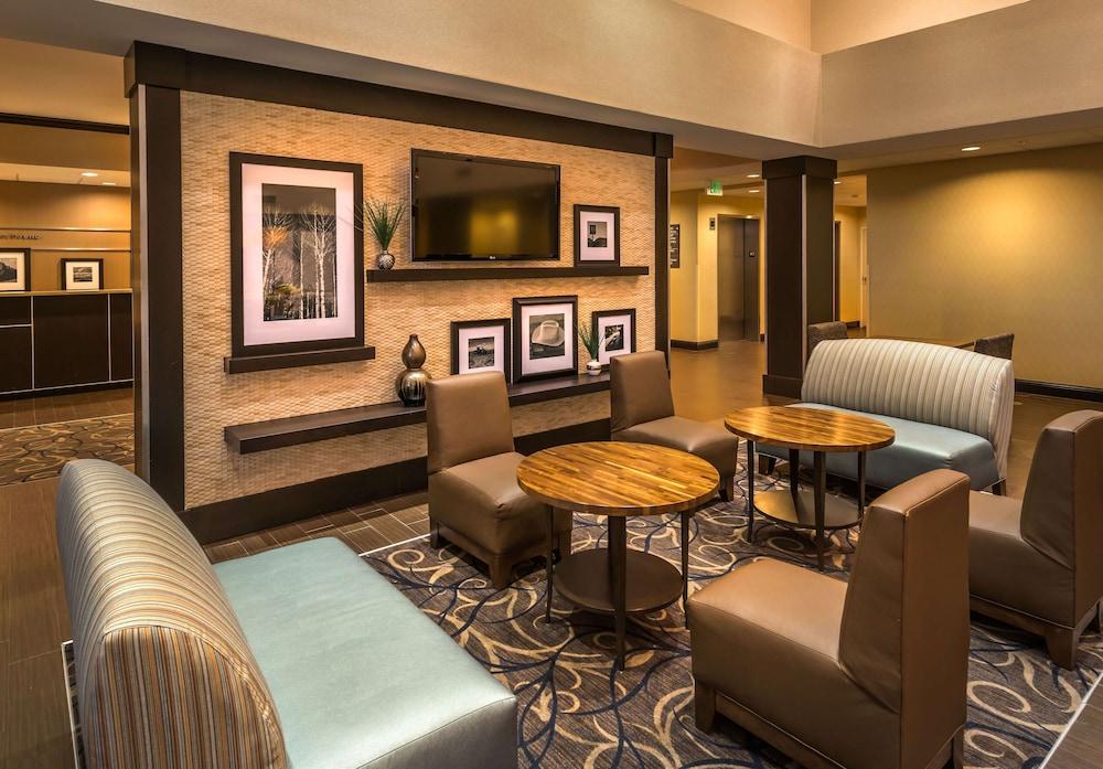 Hampton Inn & Suites Reno Esterno foto
