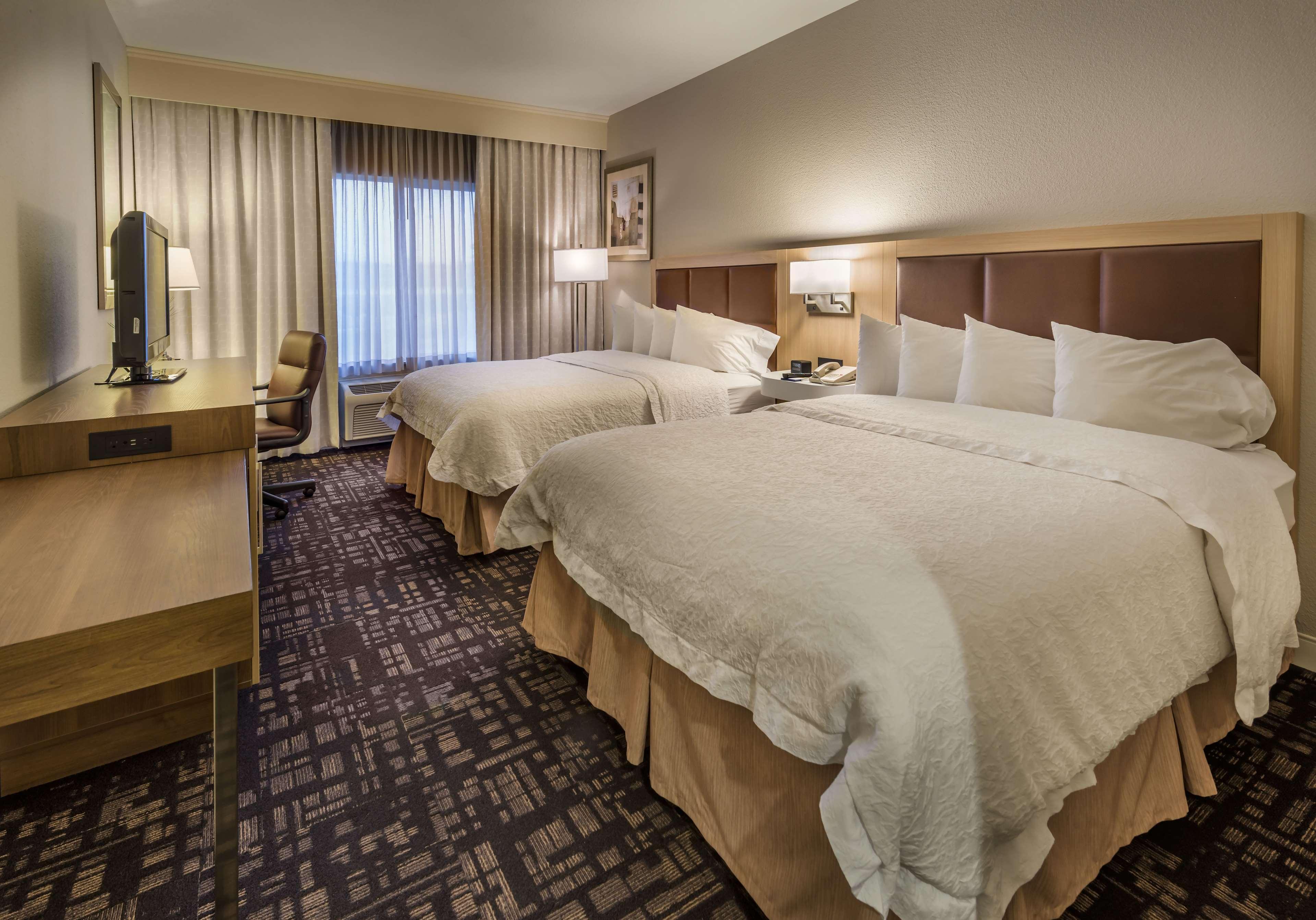 Hampton Inn & Suites Reno Esterno foto