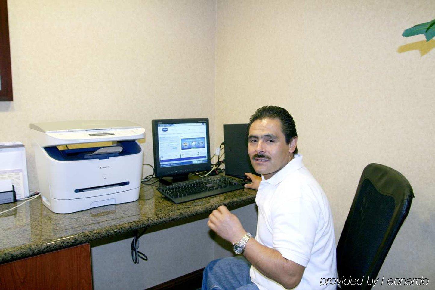 Hampton Inn & Suites Reno Servizi foto