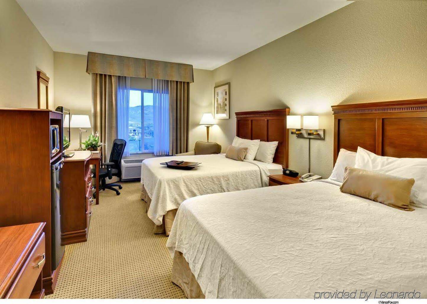 Hampton Inn & Suites Reno Esterno foto